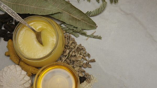 আপনিও কি ব্র্যান্ডেড ঘি এর নামে বিষ খাচ্ছেন? এভাবেই তৈরি করা হচ্ছিল আগ্রায় আপনিও কি ব্র্যান্ডেড ঘি এর নামে বিষ খাচ্ছেন? এভাবেই তৈরি করা হচ্ছিল আগ্রায়