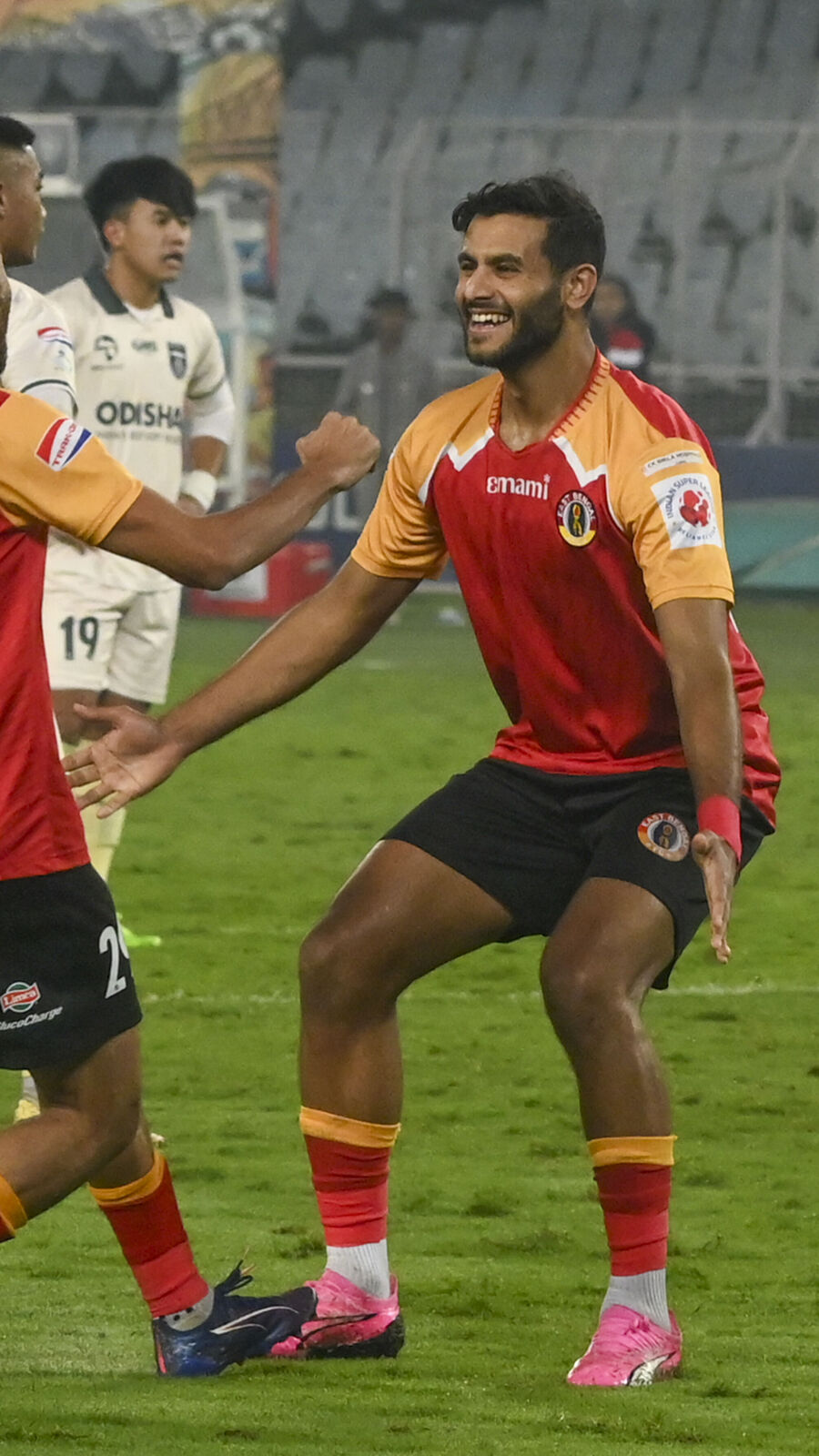 ডার্বির আগে ইস্টবেঙ্গল শিবিরে ধাক্কা, খেলতে পারবেন না আনোয়ার আলি ও সাউল ক্রেসপো