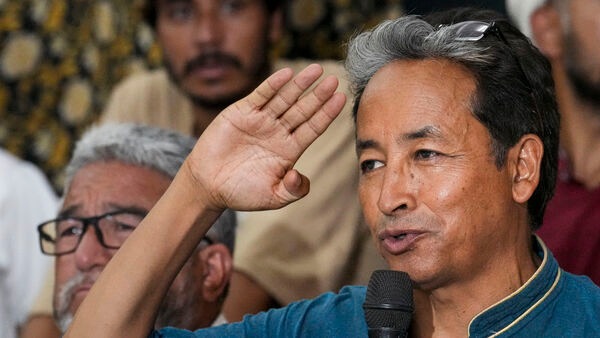 পরবর্তী মহাকুম্ভ তো বালিতে হবে… প্রধানমন্ত্রীকে চিঠি সোনম ওয়াংচুকের