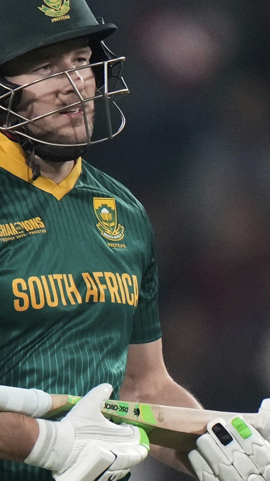 আইসিসি চ্যাম্পিয়ন্স ট্রফিতে সব থেকে বেশিবার সেমিতে হেরেছে কোন দল?