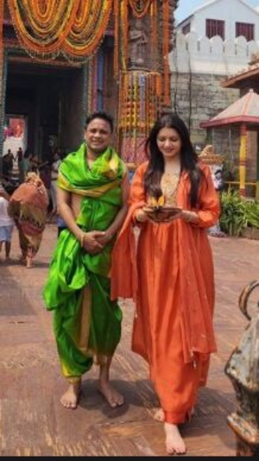 হাসপাতাল থেকে ফিরেই পুরীর জগন্নাথ মন্দিরে ভাগ্যশ্রী