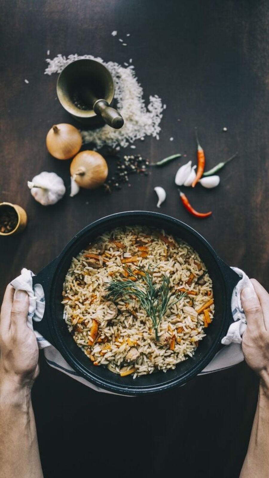 Recipe: রাতের বেঁচে যাওয়া ভাত দিয়ে এভাবে তৈরি করুন ফ্রায়েড রাইস