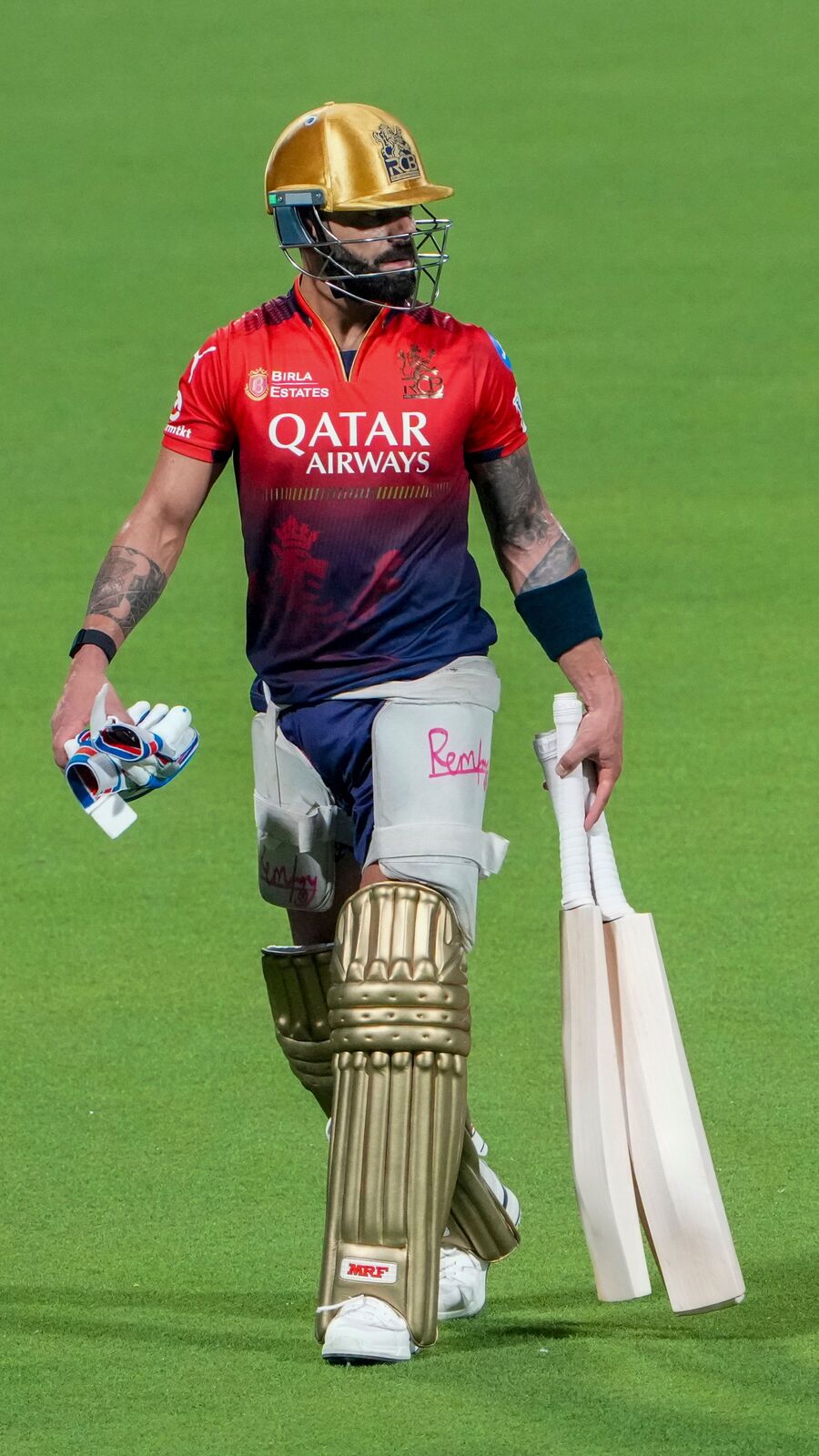 পুরনো 'রোগ' সেরে উঠল বিরাটের? KKR-র মাথাব্যথা বাড়াতে পারে পরিসংখ্যান