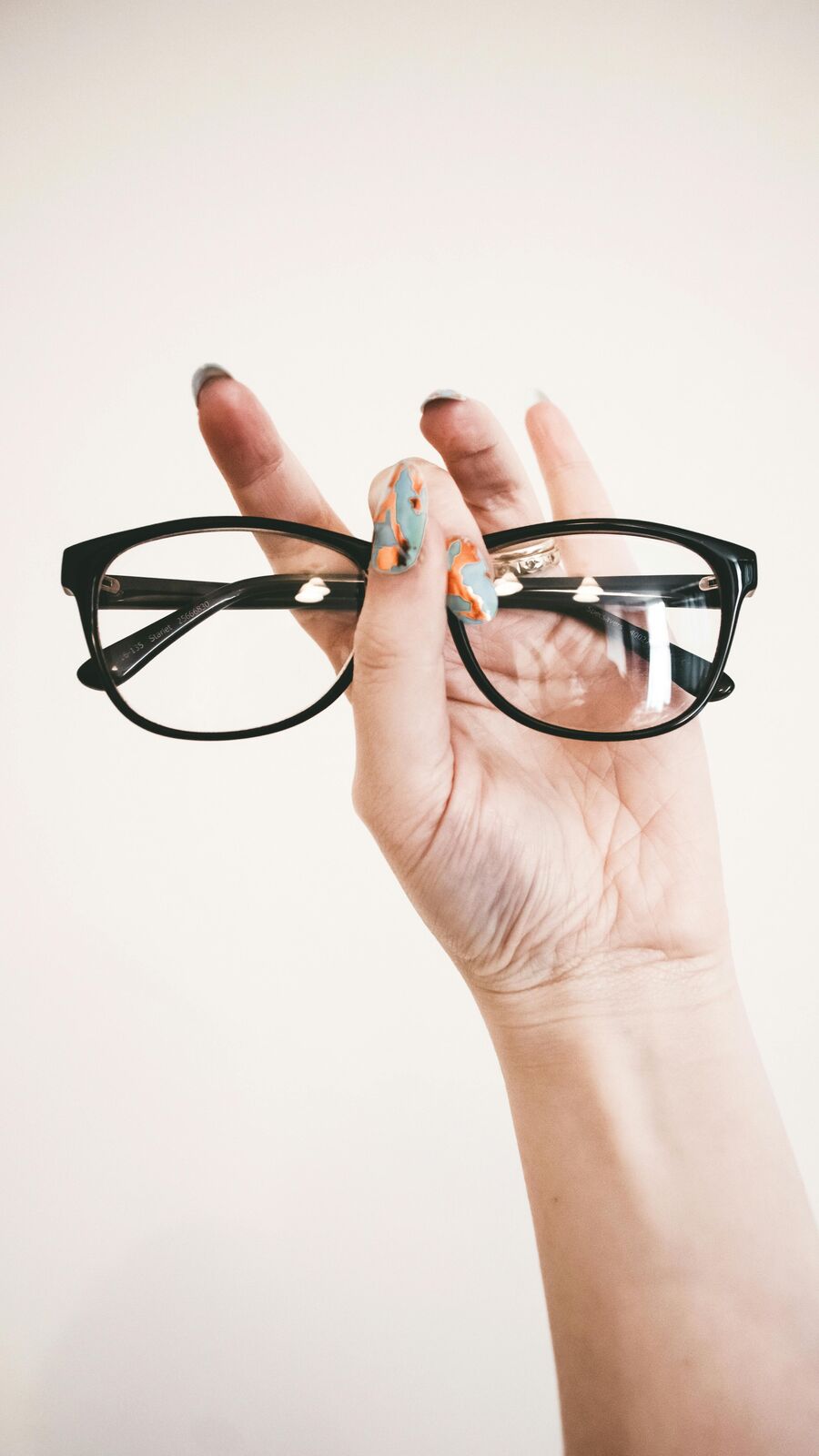 আপনার সন্তানের চোখ ভালো রাখতে চান? খাওয়ান এই ৫ ড্রাই ফ্রুটস