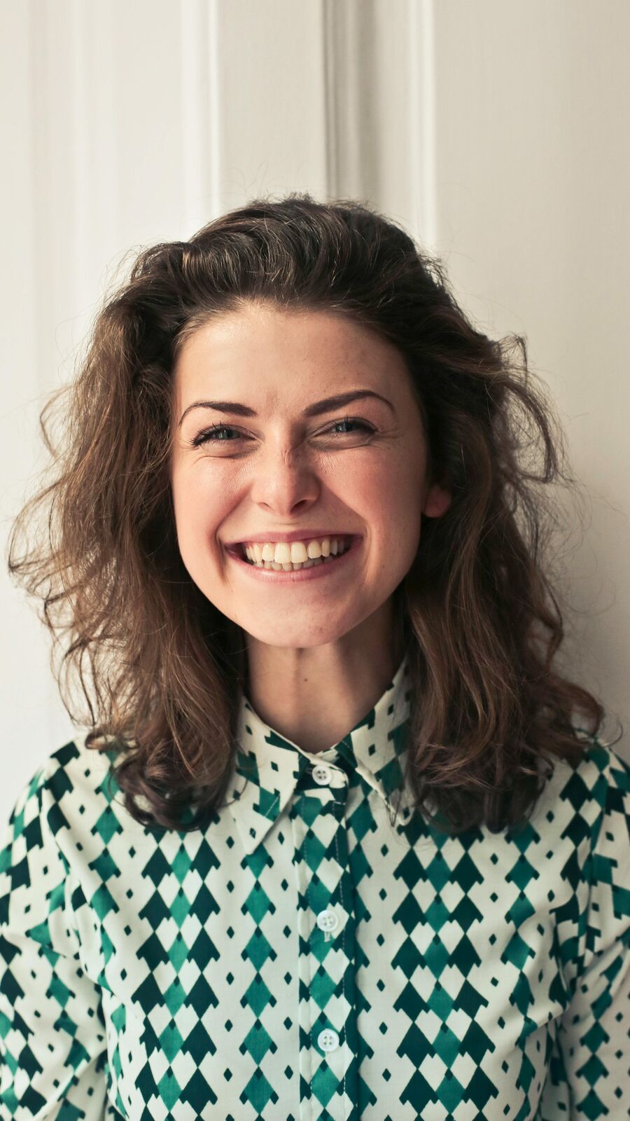 কোমর সমান লম্বা চুল চান? মেনে চলুন এই টোটকাগুলি