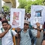 সুপ্রিম কোর্টের রায়ে চাকরি হারিয়ে প্রতিবাদের পথে বরখাস্ত হওয়া শিক্ষক ও শিক্ষাকর্মীরা। গত ১২ এপ্রিলের (২০২৫) ছবি। (ANI) সুপ্রিম কোর্টের রায়ে চাকরি হারিয়ে প্রতিবাদের পথে বরখাস্ত হওয়া শিক্ষক ও শিক্ষাকর্মীরা। গত ১২ এপ্রিলের (২০২৫) ছবি। (ANI)