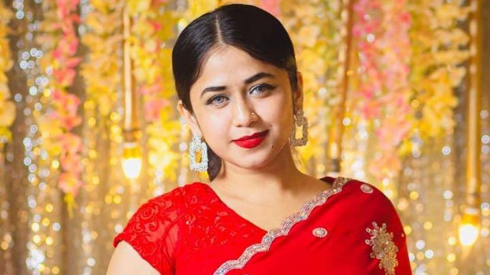 Plyajdagi katta kokraklar va dumbalar