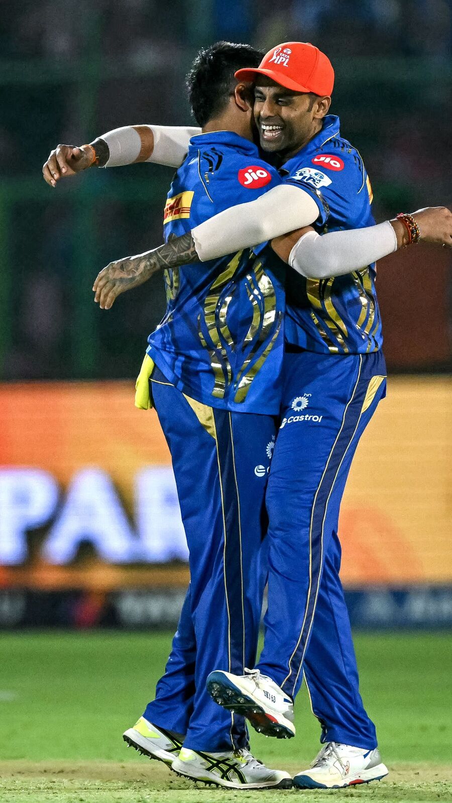 সব থেকে বেশিবার আইপিএলের প্লে অফে গেছে কোন দল?