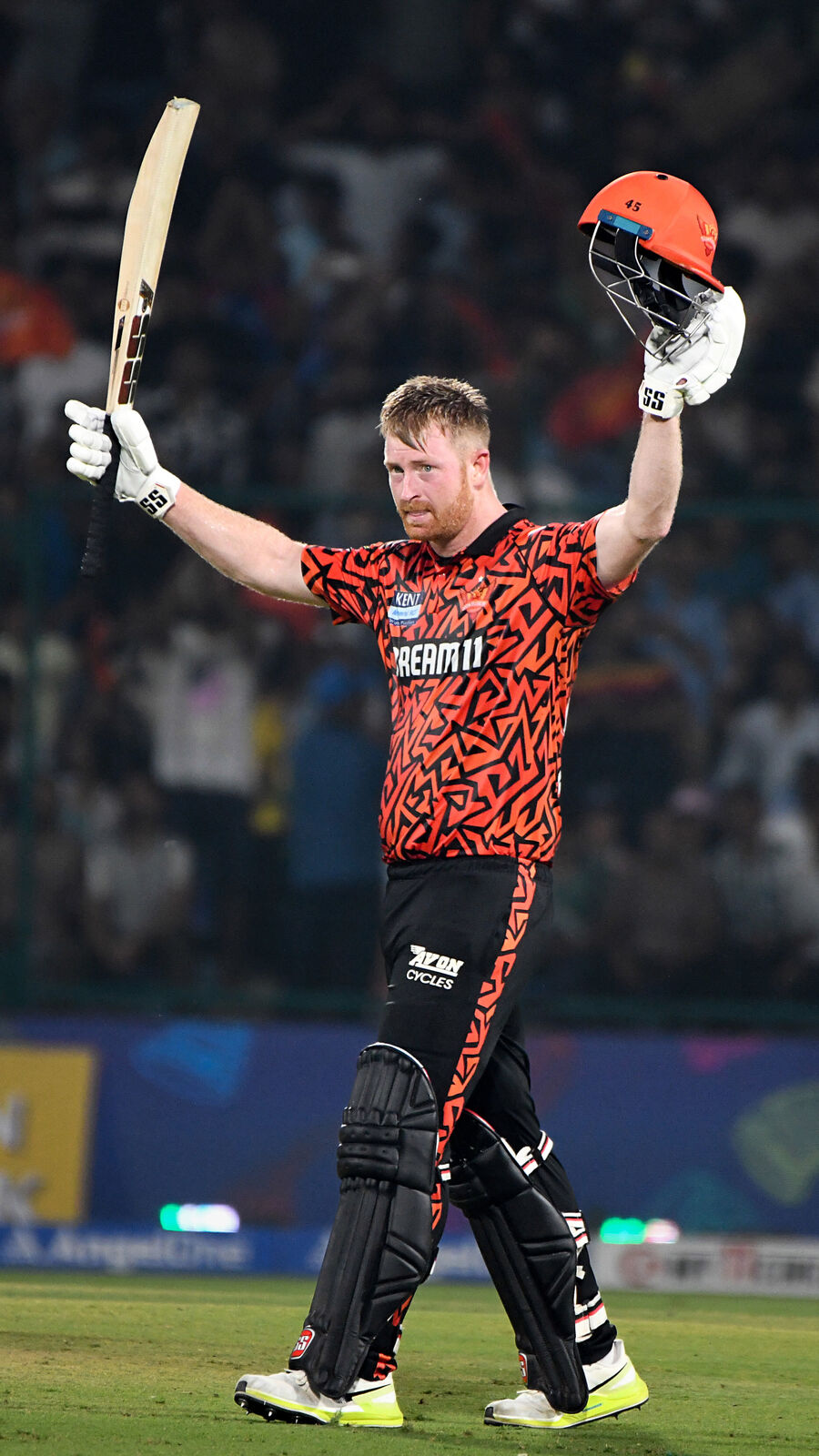 IPL-এর ইতিহাসে সব থেকে কম বলে সেঞ্চুরি করা ৫ ব্যাটার কারা?