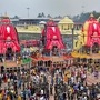 ২০২৫ সালে জগন্নাথ রথযাত্রার তারিখ - ২০২৫ সালে জগন্নাথ পুরীর রথযাত্রা হবে ২৭ জুন । তবে এর‌ প্রস্তুতি অনেক আগে থেকেই শুরু হয় এবং কয়েক মাস ধরে চলতে থাকে। পুরো উৎসবটি বেশ কয়েক দিন ধরে চলে। নির্দিষ্ট তারিখে বিভিন্ন আচার-অনুষ্ঠান পালন করা হয়। এই যাত্রার একটি তাৎপর্য হল, সব ধর্ম ও বিশ্বাসের মানুষ দেবতার দর্শন করতে পারেন। এমনকী শোভাযাত্রাতেও অংশগ্রহণ করতে পারেন। 