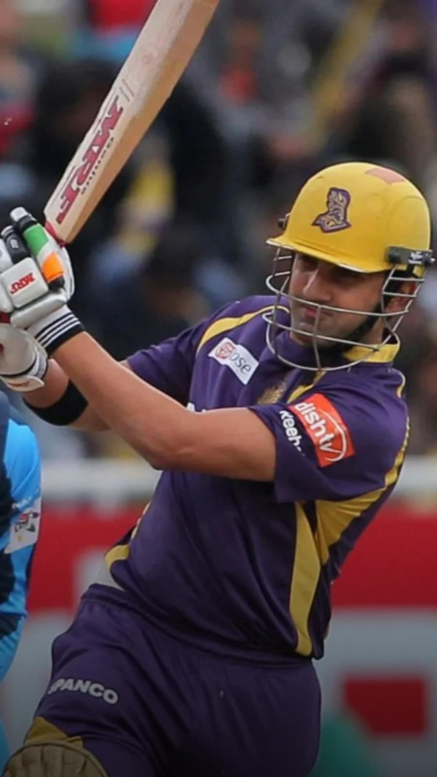 আইপিএলে সব থেকে বেশিবার এক মরশুমে ৫০০র বেশি রান করেছেন কোন অধিনায়করা?