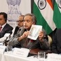 থারুর আরও বলেন, 'এই অস্ত্র বা চিন-পাকিস্তান ইকোনমিক করিডোরের বিষয়ে আমরা সম্পর্কে অবগত, এবং আমাদের উদ্বেগ পাকিস্তানি জনগণের উন্নয়নের অধিকার নিয়ে নয়। অবশ্যই, তারা তা করতে পারে, চিনের সাথে অংশীদারিত্ব বজায় রাখা তাদের অধিকার। আমাদের বিরোধ কেবল আমাদের বিরুদ্ধে সন্ত্রাস চালানোর সাথে।' 