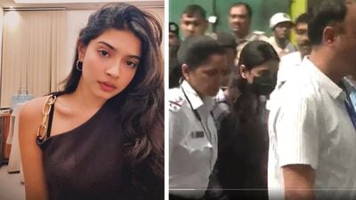 ধর্মীয় ভাবাবেগে আঘাতের অভিযোগে গুরুগ্রাম থেকে গ্রেফতার করা সোশ্যাল মিডিয়া ইনফ্লুয়েন্সার শর্মিষ্ঠা পানোলিকে আলিপুর আদালতে পেশ করা হল। গুরুগ্রাম থেকে ট্রানজিট রিমান্ডে কলকাতায় নিয়ে আসার পরে তাঁকে আলিপুর আদালতে পেশ করা হয়েছে। যে যুবতীর নাম আদতে পুণের আইন বিশ্ববিদ্যালয়ে নথিভুক্ত আছে বলে সংবাদসংস্থা পিটিআইয়ের প্রতিবেদনে জানানো হয়েছে। (ছবি সৌজন্যে সোশ্যাল মিডিয়া ও এএনআই) ধর্মীয় ভাবাবেগে আঘাতের অভিযোগে গুরুগ্রাম থেকে গ্রেফতার করা সোশ্যাল মিডিয়া ইনফ্লুয়েন্সার শর্মিষ্ঠা পানোলিকে আলিপুর আদালতে পেশ করা হল। গুরুগ্রাম থেকে ট্রানজিট রিমান্ডে কলকাতায় নিয়ে আসার পরে তাঁকে আলিপুর আদালতে পেশ করা হয়েছে। যে যুবতীর নাম আদতে পুণের আইন বিশ্ববিদ্যালয়ে নথিভুক্ত আছে বলে সংবাদসংস্থা পিটিআইয়ের প্রতিবেদনে জানানো হয়েছে। (ছবি সৌজন্যে সোশ্যাল মিডিয়া ও এএনআই)