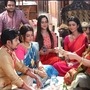 বিশুদ্ধ সিদ্ধান্ত পঞ্জিকা অনুযায়ী, ইতিমধ্যে ষষ্ঠী তিথি পড়ে গিয়েছে। শনিবার (৩১ মে বা ১৬ জ্যৈষ্ঠ) রাত ৮ টা ১৭ মিনিট থেকে শুরু হয়েছে ষষ্ঠী তিথি। প্রায় ২৪ ঘণ্টার মতো ষষ্ঠী তিথি থাকবে। বিশুদ্ধ সিদ্ধান্ত পঞ্জিকায় বলা হয়েছে যে রবিবার (১ জুন তথা ১৭ জ্যৈষ্ঠ) রাত ৮ টা পর্যন্ত থাকছে ষষ্ঠী তিথি। যে তিথিতে জামাইষষ্ঠী পালন করা হয়ে থাকে। (ছবিটি প্রতীকী, সৌজন্যে এক্স @ZeeBanglaTv)