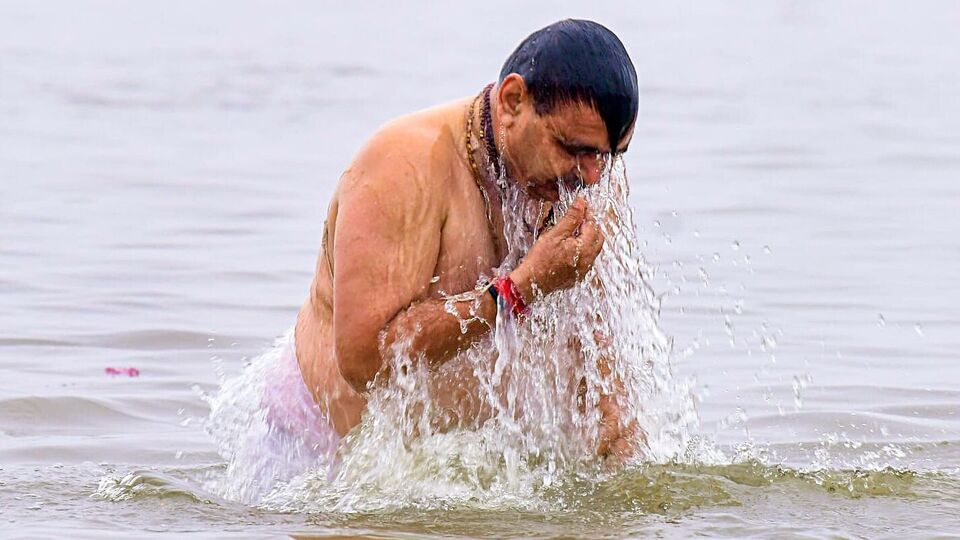 হিন্দু পঞ্জিকা অনুসারে, এই বছর গঙ্গা দশেরার পবিত্র উৎসব ৫ জুন পালিত হবে। এই দিনে মা গঙ্গা পৃথিবীতে অবতরণ করেছিলেন, তাই এই দিনটি অত্যন্ত জাঁকজমকের সঙ্গে পালিত হয়। গঙ্গা দশেরার পবিত্র উৎসবে গঙ্গা স্নান এবং দানের অত্যন্ত গুরুত্ব রয়েছে।(Bhajanlal Sharma-X)