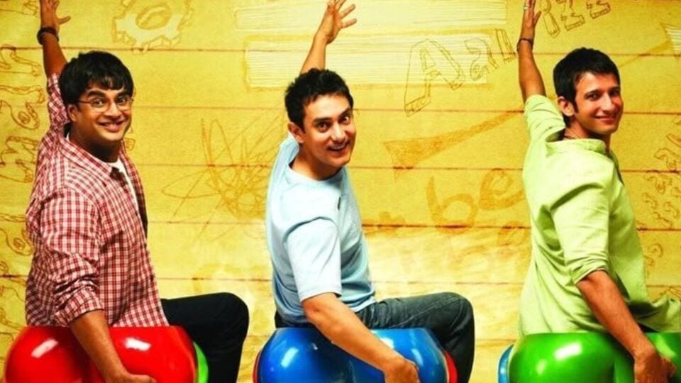 হিট ছবির তালিকা তৈরি হলেই সবার আগে উঠে আসে ‘কহো না পেয়ার হে’ থেকে শুরু করে ‘থ্রি ইডিয়টস’ সিনেমার নাম। তবে একজন অভিনেতার পক্ষে একটি বছরে সর্বোচ্চ পাঁচটি বা ছয়টি হিট ছবি উপহার দেওয়া সম্ভব। 