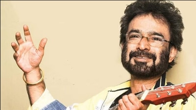 নচিকেতা বলেন, ‘ডাক্তাররা সেই কথা বলেছেন। তাই আমি চুমু খেতেই ভালবাসি।’ কিন্তু কাকে এত চুমু খান গায়ক? সেই বিষয়ে তাঁকে অবশ্য মন্তব্য করতে শোনা যায়নি। তবে চুমু যে তার প্রিয় খাবার, তা ঠারে ঠারে বুঝিয়ে দিয়েছেন। নচিকেতা বলেন, ‘ডাক্তাররা সেই কথা বলেছেন। তাই আমি চুমু খেতেই ভালবাসি।’ কিন্তু কাকে এত চুমু খান গায়ক? সেই বিষয়ে তাঁকে অবশ্য মন্তব্য করতে শোনা যায়নি। তবে চুমু যে তার প্রিয় খাবার, তা ঠারে ঠারে বুঝিয়ে দিয়েছেন।