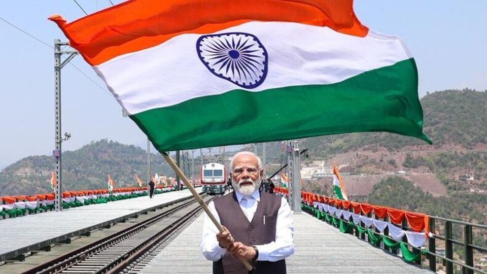পান্নুনের হুমকিকে গুরুত্ব দিয়ে দেখছে ভারত। ভারত সরকার এর আগে কানাডায় খালিস্তানি কার্যকলাপ নিয়ে উদ্বেগ প্রকাশ করেছিল; বিশেষত ২০২৩ সালে, যখন কানাডার তৎকালীন প্রধানমন্ত্রী জাস্টিন ট্রুডো খলিস্তানি সন্ত্রাসী হরদীপ সিং নিজ্জর হত্যাকাণ্ডে ভারতীয় এজেন্টদের জড়িত থাকার অভিযোগ করেছিলেন। ভারত অবশ্য এই অভিযোগকে 'ভিত্তিহীন' ও 'রাজনৈতিক উদ্দেশ্যপ্রণোদিত' বলে উড়িয়ে দিয়েছিল। কানাডাও তাদের দাবির পরিপ্রেক্ষিতে কোনও প্রমাণ পেশ করতে পারেনি। (HT_PRINT)