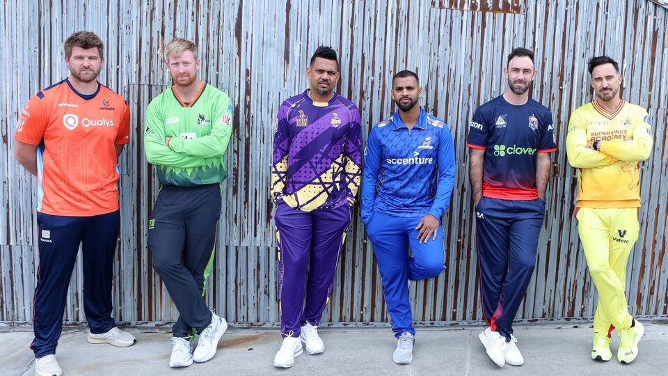 প্রথম ২টি মরশুমে দারুণ সাড়া জাগানো মেজর লিগ ক্রিকেটের তৃতীয় মরশুম শুরু হচ্ছে অবশেষে। আমেরিকার এই ঘরোয়া টি-২০ লিগে অংশ নেয় আইপিএলের তিনটি ফ্র্যাঞ্চাইজির দল এমআই নিউ ইয়র্ক, লস অ্যাঞ্জেলেস নাইট রাইডার্স ও টেক্সাস সুপার কিংস। আপাতত দেখে নেওয়া যাক সান ফ্রান্সিসকো ইউনিকর্নস বনাম ওয়াশিংটন ফ্রিডম এমএলসি ২০২৫-এর উদ্বোধনী ম্যাচ কবে, কোথায়, কখন অনুষ্ঠিত হবে। জেনে নেওয়া যাক কোন চ্যানেলে ও অনলাইনে কোথায় খেলা দেখা যাবে। ছবি- এমএলসি টুইটার।