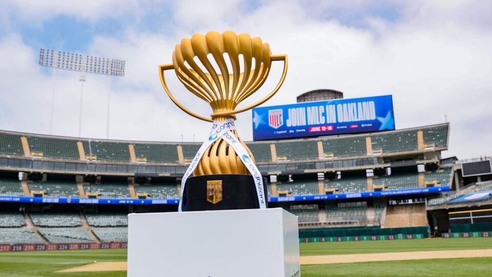 এবারের মেজর লিগ ক্রিকেটে লস অ্যাঞ্জেলেস নাইট রাইডার্সকে নেতৃত্ব দেবেন সুনীল নারিন। এমআই নিউ ইয়র্কের ক্যাপ্টেন নিযুক্ত হয়েছেন নিকোলাস পুরান। সান ফ্রান্সিসকো ইউনিকর্নসের ক্যাপ্টেন কোরি অ্যান্ডারসন। ওয়াশিংটন ফ্রিডমকে নেতৃত্ব দেবেন গ্লেন ম্যাক্সওয়েল। টেক্সাস সুপার কিংসের নেতা ফ্যাফ ডু'প্লেসি এবং সিয়াটেলের ক্যাপ্টেন এনরিখ ক্লাসেন। এছাড়া টুর্নামেন্টে মাঠে নামবেন আন্দ্রে রাসেল, মার্কাস স্টইনিস, ডেভিড ওয়ার্নার, মিচেল মার্শ, ট্রেন্ট বোল্টের মতো সুপারস্টাররা। টুর্নামেন্টের ফাইনাল ম্যাচ খেলা হবে ১৪ জুলাই। ছবি- এমএলসি টুইটার।