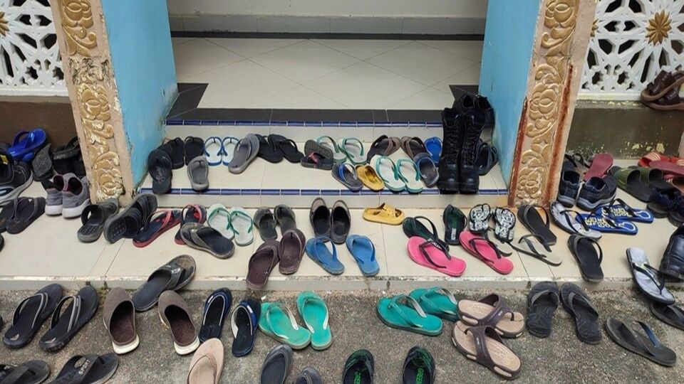 পাঠকদের প্রতি: প্রতিবেদনটি জ্যোতিষশাস্ত্রের গণনার ভিত্তিতে লেখা হয়েছে। এখানে লেখা সব কথা আগামী দিনে সত্য প্রমাণিত হবে, এমন দাবি করা হচ্ছে না। জ্যোতিষশাস্ত্র সংক্রান্ত কোনও প্রশ্ন বা কোনও সমস্যার সমাধানের জন্য পেশাদার জ্যোতিষীর সঙ্গে আলোচনা করার পরামর্শ দেওয়া হচ্ছে।