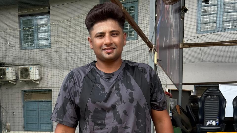 আগরকরদের অবাক করলেন সরফরাজ, বুমরাহর পারফরমেন্স চিন্তায় ফেলেছে (HT) (HT_PRINT)