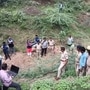 দেশ জুড়ে এখন রাজা রঘুবংশী খুনের মামলা নিয়ে চর্চা চলছে। এরই মাঝে এবার কর্ণাটকেও এমন ধরনেরই একটি খুনের রহস্য সামনে এসেছে। এখানে পুলিশ ছয় মাস অনুসন্ধানের পর একটি কঙ্কালের সন্ধান পেয়েছে। অভিযোগ, ছয় বছর সম্পর্কের পর প্রেমিককে বিয়ের জন্য চাপ দিচ্ছিলেন ওই তরুণী। পরে মেয়েটিকে হত্যা করে দাফন করে প্রেমিক।  