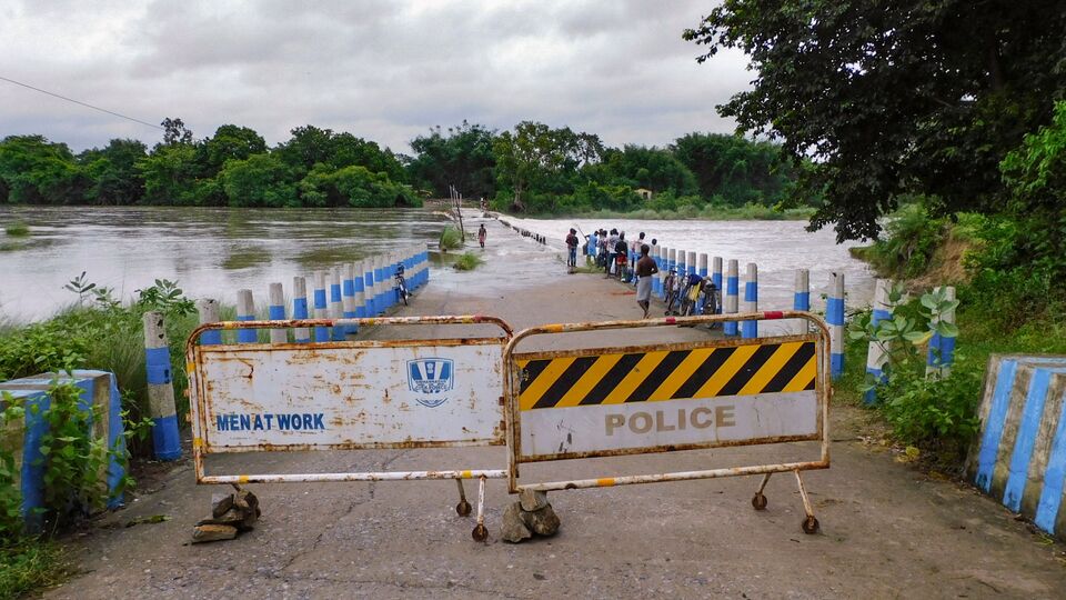 গ্রাম সড়ক যোজনার রাস্তায় বাধ্যতামূলক QR কোড বসানোর নির্দেশ, ক্ষুব্ধ রাজ্য। (ছবিটি প্রতীকী, সৌজন্যে পিটিআই)
