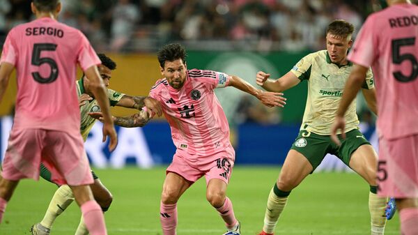 ফিফা ক্লাব ওয়ার্ল্ড কাপের নকআউটে মেসির দল! শেষ ষোলোয় সামনে মেসির পুরনো ক্লাব PSG ফিফা ক্লাব ওয়ার্ল্ড কাপের নকআউটে মেসির দল! শেষ ষোলোয় সামনে মেসির পুরনো ক্লাব PSG