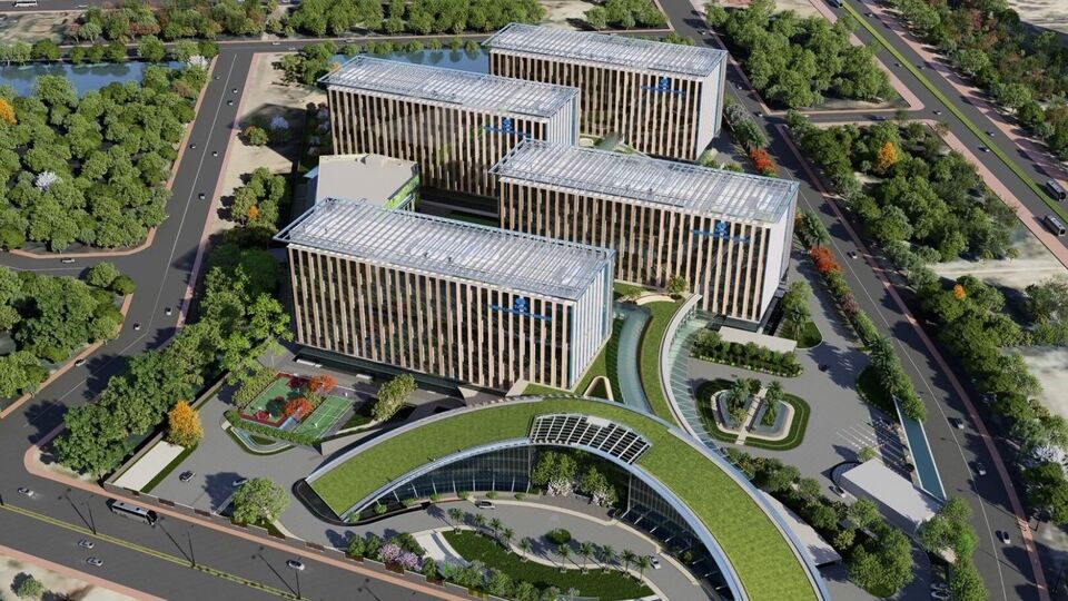 এমনিতে এনকেডিএয়ের তরফে দাবি করা হয়েছে যে বিভিন্ন তথ্যপ্রযুক্তি সংস্থা এবং ডেটা সেন্টার চালানো বিভিন্ন সংস্থা বাংলায় বিনিয়োগ করতে চাইছে। শেষ তিন বছরেই ৩০টির মতো তথ্যপ্রযুক্তি এব‌ং তথ্যপ্রযুক্তি ভিত্তিক পরিষেবা প্রদানকারী সংস্থাকে প্রচুর পরিমাণে জমি বরাদ্দ করা হয়েছে। বরাদ্দ করা হয়েছে প্রায় ৬.৫ স্কোয়ার ফুটের মতো জমি। (ছবি সৌজন্যে তৃণমূল কংগ্রেস)