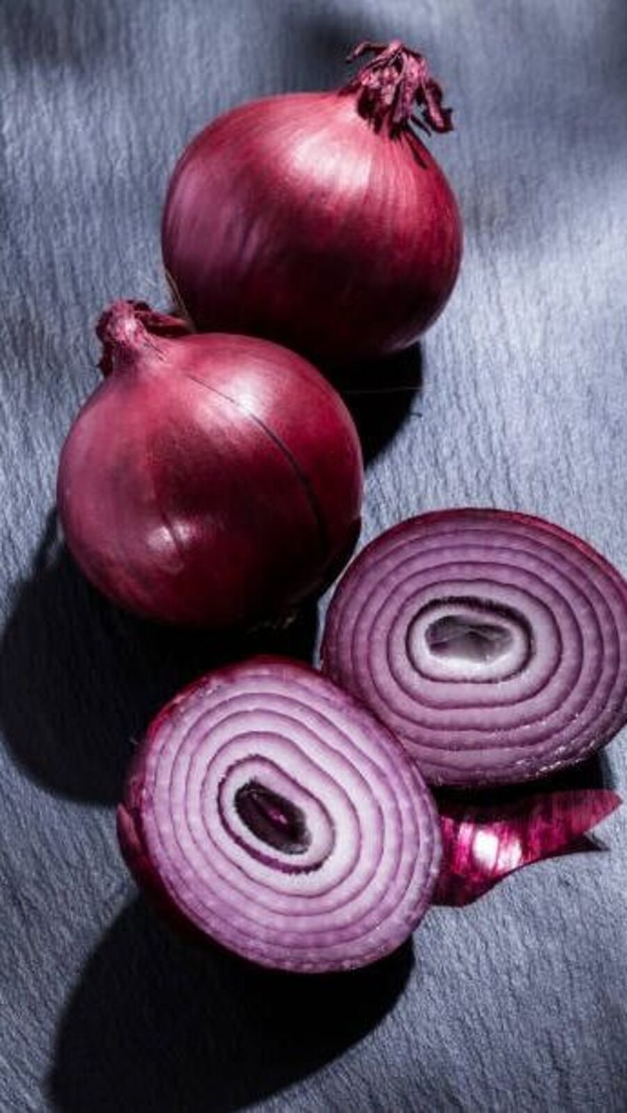 কাঁচা পেঁয়াজ খান? এর ফলে কী হতে পারে