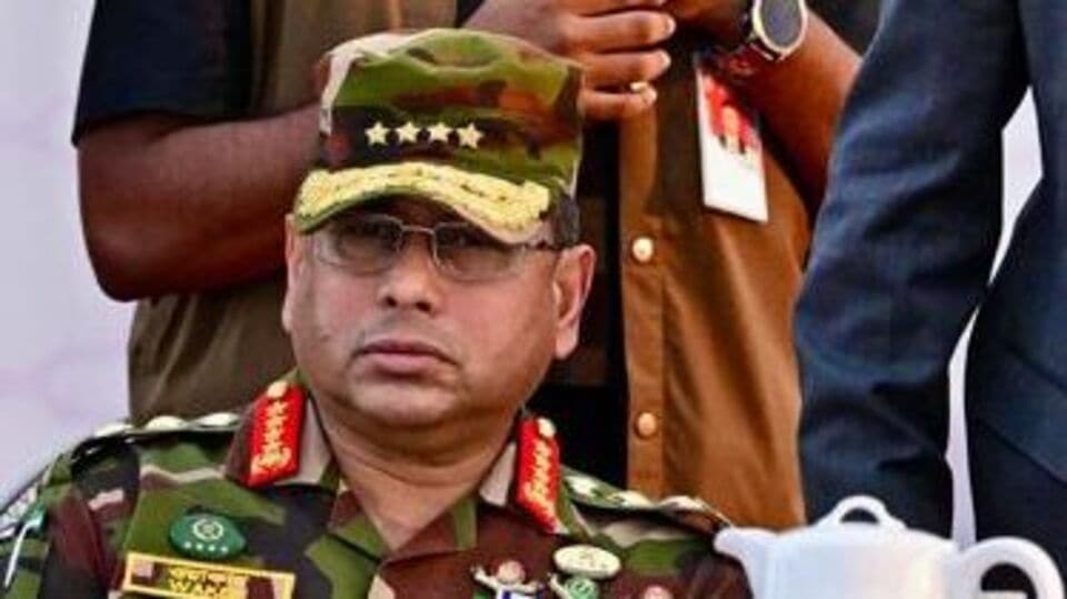 বাংলাদেশ অলিম্পিক অ্যাসোসিয়েশনের সভাপতি হিসেবে ২৪ জুন ঢাকায় এক অনুষ্ঠানে ভাষণ দেওয়ার সময় জেনারেল ওয়াকার উজ জামান বলেন, 'আমাদের মধ্যে ভ্রাতৃত্ববোধ ও সম্প্রীতি জাগ্র থাকতে পারে খেলাধুলোর মাধ্যমে। এই বর্তমান পরিস্থিতিতে এটি আরও বেশি জরুরি।' (HT_PRINT)