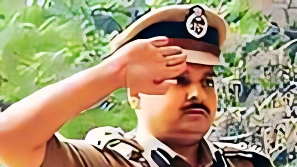 পরাগ জৈন দীর্ঘদিন ধরে রিসার্চ অ্যান্ড অ্যানালিসিস উইংয়ের সঙ্গে যুক্ত আছেন। অনেক গুরুত্বপূর্ণ অভিযানেও অংশগ্রহণ করেছেন তিনি। ২০২২ সালের নভেম্বর থেকে সরকারের ডিজি পদের আধিকারিক হিসেবে এমপ্যানেলড করা হয়েছিল পরাগকে। এই আবহে তিনি র-এর স্পেশাল ডিজি পদে আছেন। অপারেশন বালাকোট এবং ৩৭০ ধারা বিলোপের সময় তিনি জম্মু ও কাশ্মীরে ছিলেন। তিনি পাকিস্তান বিষয় 'বিশেষজ্ঞ' হিসেবে বিবেচিত হন। 