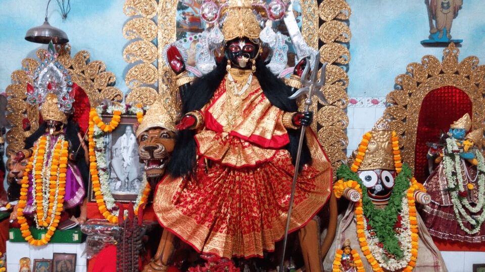 এই বছর ২৮ জুন শনিবার ও ১ জুলাই মঙ্গলবার বিপদতারিণী পুজো পালিত হবে। গুপ্ত প্রেস পঞ্জিকা মতে ১৩ আষাঢ় অর্থাৎ ইংরেজি ২৮ জুন শনিবার শুক্লপক্ষের তৃতীয়া তিথি থাকবে ১২ টা ২১ মিনিট ১ সেকেন্ড পর্যন্ত। তারপর চতুর্থী তিথি শুরু হবে। আর ১৬ আষাঢ় অর্থাৎ ইংরাজি ১ জুলাই মঙ্গলবার বিপদতারিণী পুজোর দ্বিতীয় দিন। এই দিন আসার শুক্র ষষ্ঠী তিথি থাকবে বেলা ১২ টা ২৭ মিনিট ৫ সেকেন্ড পর্যন্ত। তারপর শুরু হবে সপ্তমী তিথি।