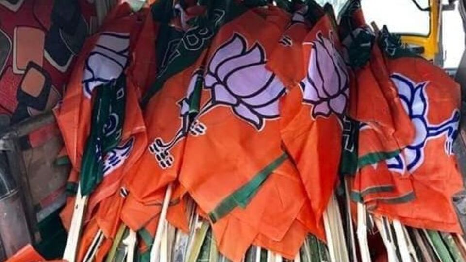 সোমবার মিজোরামের রাজ্য সভাপতি পদে কে বেইচুয়ার নাম এবং পুদুচেরির জন্য ভিপি রামলিঙ্গমের নাম ঠিক করা হয় বিজেপির তরফ থেকে। শুধু তাই নয়, তেলাঙ্গানার জন্য কে রামচন্দ্র রাওয়ের নামও বিবেচনা করা হচ্ছে এবং যে কোনও সময় সেটা ঘোষণা করা হতে পারে। এই রাজ্যগুলি ছাড়াও উত্তরপ্রদেশ, মহারাষ্ট্র, মধ্যপ্রদেশ, উত্তরাখণ্ড, হিমাচল প্রদেশ, পশ্চিমবঙ্গ এবং অন্ধ্রপ্রদেশেরও সভাপতি নির্ধারণ করা হবে শীঘ্রই। 