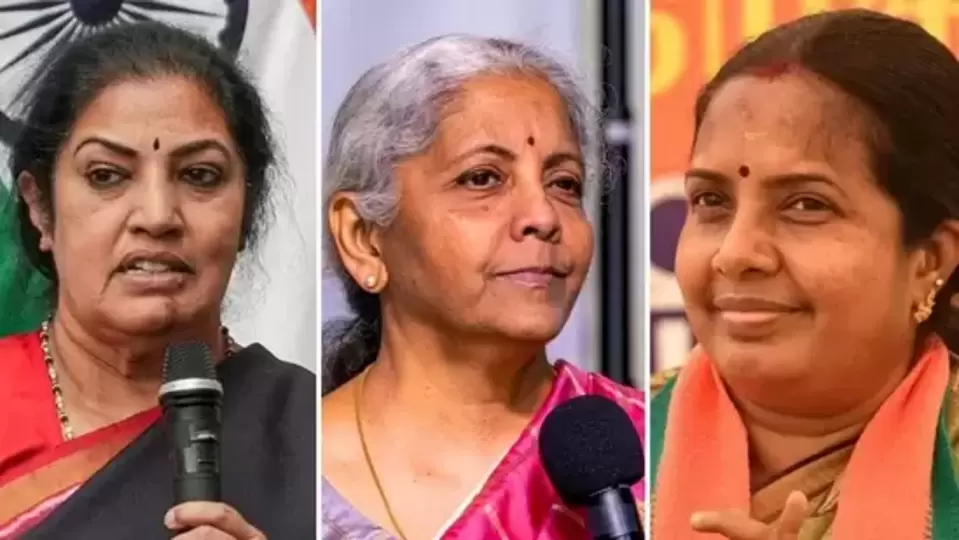 বছর ঘুরলেই তামিলনাড়ুতে ২০২৬ বিধানসভা ভোট। কেরলও ভোটের রণ দামামা বাজতে চলেছে। এই পরিস্থিতিতে সামনেই রয়েছে বিজেপির সভাপতি বেছে নেওয়ার পালা। বেশ কিছপ রিপোর্ট দাবি করছে, বিজেপির দলের অন্দরে কিছু সাংগঠনিক পরিবর্তনের পর্ব চলতে পারে। স্থানীয় ইউনিট ও কেন্দ্রশাসিত অঞ্চলগুলির পার্টি প্রধান বেছে নেওয়ার পর এবার বিজেপির পাখির চোখ সর্বভারতীয় স্তরে সভাপতি বাছাই। মিডিয়া রিপোর্টের দাবি, সম্ভবত এবার বিজেপির সর্বভারতীয় সভাপতি জেপি নড্ডার উত্তরসূরির পদে ‘সভাপতি’ নয় বরং ‘সভানেত্রী’ বসতে চলেছেন।