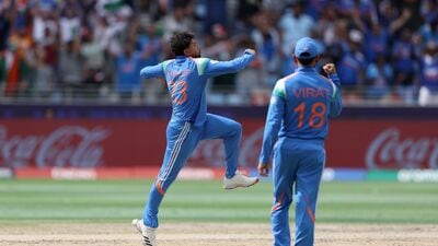 সংবাদসংস্থা পিটিআইয়ের প্রতিবেদন অনুযায়ী, বিসিসিআই চাইছে যে আগে বাংলাদেশে সাধারণ নির্বাচন হয়ে যাক। ক্ষমতা দখল করুক কোনও নির্বাচিত এবং স্থায়ী সরকার। সেই সরকার আইন-শৃঙ্খলা পরিস্থিতি সামলে নেওয়ার পরেই বাংলাদেশে দল পাঠাতে চায় বিসিসিআই। সেজন্যই আপাতত ২০২৬ সালের সেপ্টেম্বরে সিরিজ আয়োজনের কথা হয়েছে বলে মনে করছে সংশ্লিষ্ট মহল। (ফাইল ছবি, সৌজন্যে ফেসবুক Indian Cricket Team) সংবাদসংস্থা পিটিআইয়ের প্রতিবেদন অনুযায়ী, বিসিসিআই চাইছে যে আগে বাংলাদেশে সাধারণ নির্বাচন হয়ে যাক। ক্ষমতা দখল করুক কোনও নির্বাচিত এবং স্থায়ী সরকার। সেই সরকার আইন-শৃঙ্খলা পরিস্থিতি সামলে নেওয়ার পরেই বাংলাদেশে দল পাঠাতে চায় বিসিসিআই। সেজন্যই আপাতত ২০২৬ সালের সেপ্টেম্বরে সিরিজ আয়োজনের কথা হয়েছে বলে মনে করছে সংশ্লিষ্ট মহল। (ফাইল ছবি, সৌজন্যে ফেসবুক Indian Cricket Team)