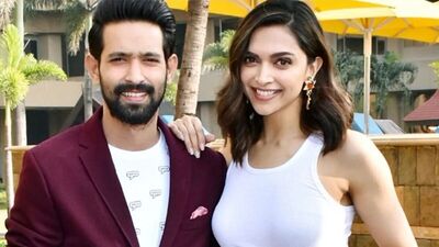 'পারিশ্রমিক কমিয়ে…', দীপিকার ৮ ঘন্টা কাজ করার দাবি প্রসঙ্গে মুখ খুললেন বিক্রান্ত