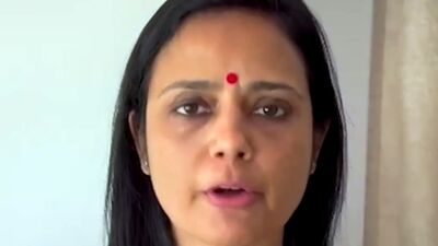 পুরো ব্যাপারটা কী? সোমবার ঝাড়সুগুড়া জেলার বাংলাভাষী শ্রমিকদের আবাসিক এলাকায় অভিযান চালায় ওড়িশা পুলিশ। ৪৪৪ জন অভিবাসী শ্রমিককে আটক করা হয়েছে, যাদের বাংলাদেশি অনুপ্রবেশকারী বলে সন্দেহ করছে পুলিশ। উল্লেখ্য, নদিয়া, মুর্শিদাবাদ, মালদা, পূর্ব মেদিনীপুর, বীরভূম, পূর্ব বর্ধমান, দক্ষিণ ২৪ পরগনা থেকে অনেক শ্রমিকরা ওড়িশায় যান কাজ করতে। তৃণমূলের অভিযোগ, সেই সব শ্রমিকদেরই বাংলাদেশি আখ্যা দিয়ে আটক করা হচ্ছে। (@AITCofficial) পুরো ব্যাপারটা কী? সোমবার ঝাড়সুগুড়া জেলার বাংলাভাষী শ্রমিকদের আবাসিক এলাকায় অভিযান চালায় ওড়িশা পুলিশ। ৪৪৪ জন অভিবাসী শ্রমিককে আটক করা হয়েছে, যাদের বাংলাদেশি অনুপ্রবেশকারী বলে সন্দেহ করছে পুলিশ। উল্লেখ্য, নদিয়া, মুর্শিদাবাদ, মালদা, পূর্ব মেদিনীপুর, বীরভূম, পূর্ব বর্ধমান, দক্ষিণ ২৪ পরগনা থেকে অনেক শ্রমিকরা ওড়িশায় যান কাজ করতে। তৃণমূলের অভিযোগ, সেই সব শ্রমিকদেরই বাংলাদেশি আখ্যা দিয়ে আটক করা হচ্ছে। (@AITCofficial)