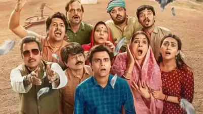 অন্যদিকে নীনা গুপ্ত চতুর্থ সিজনে পেয়েছেন এপিসোড প্রতি ৫০ হাজার টাকা। অর্থাৎ আটটা এপিসোডে তিনি মোট ৪ লাখ টাকা। পঞ্চায়েত প্রধানের স্বামী রঘুবীর যাদবের পারিশ্রমিক ছিল ৪০ হাজার টাকা প্রতি এপিসোড। অর্থাৎ সিজনে মোট ৩ লাখ ২০ হাজার টাকা। অন্যদিকে নীনা গুপ্ত চতুর্থ সিজনে পেয়েছেন এপিসোড প্রতি ৫০ হাজার টাকা। অর্থাৎ আটটা এপিসোডে তিনি মোট ৪ লাখ টাকা। পঞ্চায়েত প্রধানের স্বামী রঘুবীর যাদবের পারিশ্রমিক ছিল ৪০ হাজার টাকা প্রতি এপিসোড। অর্থাৎ সিজনে মোট ৩ লাখ ২০ হাজার টাকা।