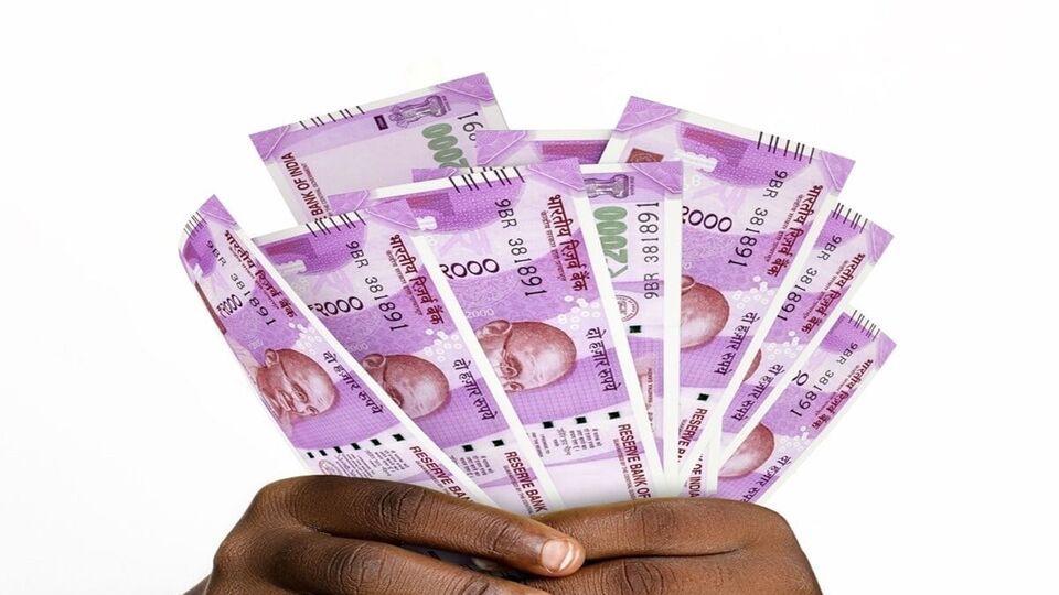 পাঠকদের প্রতি: প্রতিবেদনটি জ্যোতিষশাস্ত্রের গণনার ভিত্তিতে লেখা হয়েছে। এখানে লেখা সব কথা আগামী দিনে সত্য প্রমাণিত হবে, এমন দাবি করা হচ্ছে না। জ্যোতিষশাস্ত্র সংক্রান্ত কোনও প্রশ্ন বা কোনও সমস্যার সমাধানের জন্য পেশাদার জ্যোতিষীর সঙ্গে আলোচনা করার পরামর্শ দেওয়া হচ্ছে।