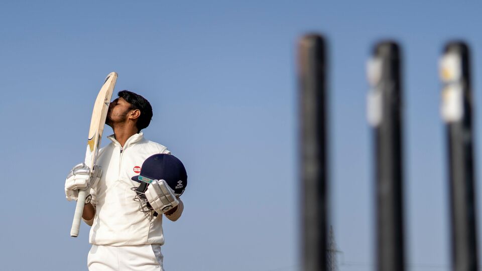 শুধু তাই নয়, আন্তর্জাতিক টি-টোয়েন্টি ম্যাচে তৃতীয়, চতুর্থ, পঞ্চম, ষষ্ঠ, সপ্তম, অষ্টম, নবম এবং দশম ওভারের শেষে সর্বোচ্চ রানের নজির গড়েছেন মহম্মদ। তৃতীয় ওভারের শেষে তাঁর স্কোর ছিল ৫৭। তারপর ছিল যথাক্রমে ৭১ রান, ৭৮ রান, ৯৩ রান, ৯৮ রান, ১১৩ রান, ১১৪ রান এবং ১২০ রান। (ছবিটি প্রতীকী, সৌজন্যে Pexel)
