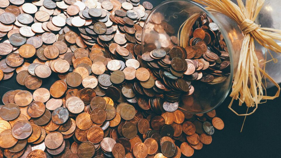 সব কিছুতে পরিবর্তন খোঁজা - পরিবর্তন আপনাদের জীবনে খুবই গুরুত্বপূর্ণ, তবে এর অর্থ এই নয় যে সব কিছুতেই পরিবর্তন আনতে হবে। অতিরিক্ত পরিবর্তন বা অস্থিরতা আপনার জীবনে বিশৃঙ্খলা সৃষ্টি করতে পারে। কিছু ক্ষেত্রে স্থিতিশীলতা বজায় রাখাও জরুরি।