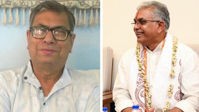 হরিয়ানার রাজ্যপালের পদে বসতে চলা অসীম পশ্চিমবঙ্গে বিজেপির অন্যতম পুরনো নেতা ছিলেন। যে সময় পশ্চিমবঙ্গে মূলত বামেদের দাপট ছিল এবং বিজেপির কার্যত কোনও প্রভাব ছিল না, সেইসময় পদ্মশিবিরের সঙ্গে যুক্ত ছিলেন। সূত্রের খবর, ১৯৯১ সালে বিজেপিতে যোগ দিয়েছিলেন। বঙ্গ বিজেপির যে রাজ্য বুদ্ধিজীবী সেল ছিল, তার সদস্যও ছিলেন রাষ্ট্রবিজ্ঞানের অধ্যাপক। (ফাইল ছবি, সৌজন্যে এক্স এবং এএনআই) হরিয়ানার রাজ্যপালের পদে বসতে চলা অসীম পশ্চিমবঙ্গে বিজেপির অন্যতম পুরনো নেতা ছিলেন। যে সময় পশ্চিমবঙ্গে মূলত বামেদের দাপট ছিল এবং বিজেপির কার্যত কোনও প্রভাব ছিল না, সেইসময় পদ্মশিবিরের সঙ্গে যুক্ত ছিলেন। সূত্রের খবর, ১৯৯১ সালে বিজেপিতে যোগ দিয়েছিলেন। বঙ্গ বিজেপির যে রাজ্য বুদ্ধিজীবী সেল ছিল, তার সদস্যও ছিলেন রাষ্ট্রবিজ্ঞানের অধ্যাপক। (ফাইল ছবি, সৌজন্যে এক্স এবং এএনআই)