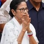সুজন্ন ও নিজন্ন। এই দুটি আবাসন প্রকল্প। বৃহস্পতিবার মুখ্য়মন্ত্রী এই দুটি আবাসন প্রকল্পের উদ্বোধন করেন। মূলত অর্থনৈতিকভাবে পিছিয়ে রয়েছেন যাঁরা তাঁদের জন্য় এই আবাসন প্রকল্প। স্বল্পবিত্ত মানুষদের কাছে বড় আশার জায়গা হতে চলেছে এই সুজন্ন ও নিজন্ন। (PTI Photo/Swapan Mahapatra) 