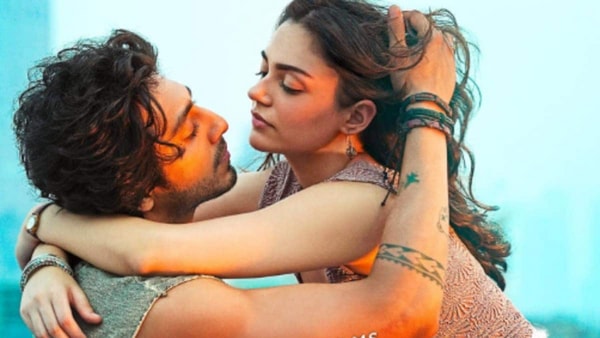 সোমবারও অপ্রতিরোধ্য সাইয়ারা! ৪ দিনেই ১০০ কোটির দোরগোড়ায় আহানের ছবি