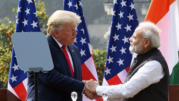 ট্রাম্পের হুঁশিয়ারি সত্ত্বেও রাশিয়া থেকে তেল কেনা অব্যাহত রাখছে ভারত? এল Report