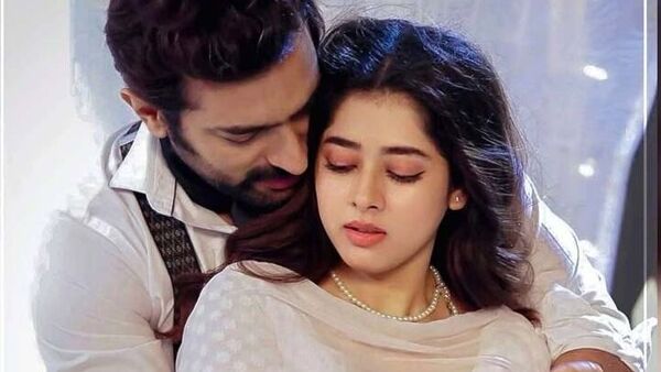 ‘হা হা করে হেসেছি, ভীষণ ইমম্যাচিওর…’! দিতিপ্রিয়ার তোলা অভিযোগে মুখ খুললেন জিতু ‘হা হা করে হেসেছি, ভীষণ ইমম্যাচিওর…’! দিতিপ্রিয়ার তোলা অভিযোগে মুখ খুললেন জিতু