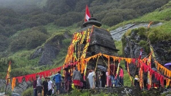 পরতে পরতে রহস্য! রাখিবন্ধনে মাত্র ১ দিনের জন্য খোলা হয় এই মন্দির, কী কারণ?