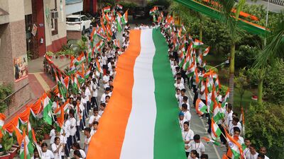 এটি পাঠ করলেই মুগ্ধ হবেন শিক্ষকরা (ছবি সৌজন্য - সোনু মেহতা, Hindustan Times)